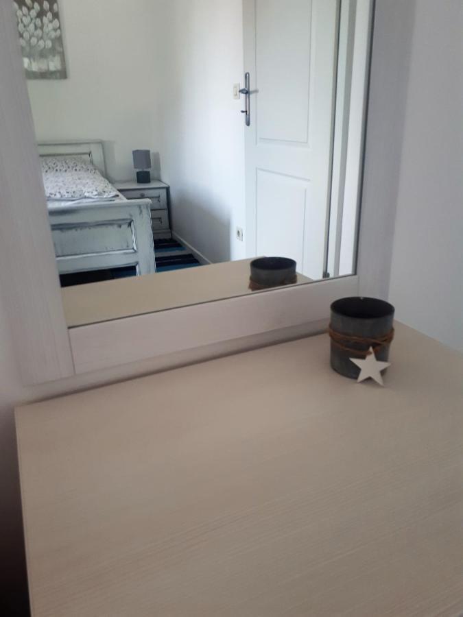 Apartment Terra Rossa Kastelir Bagian luar foto